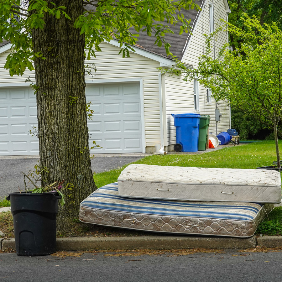 Roadside Mattress Removal Service Fort Lauderdale